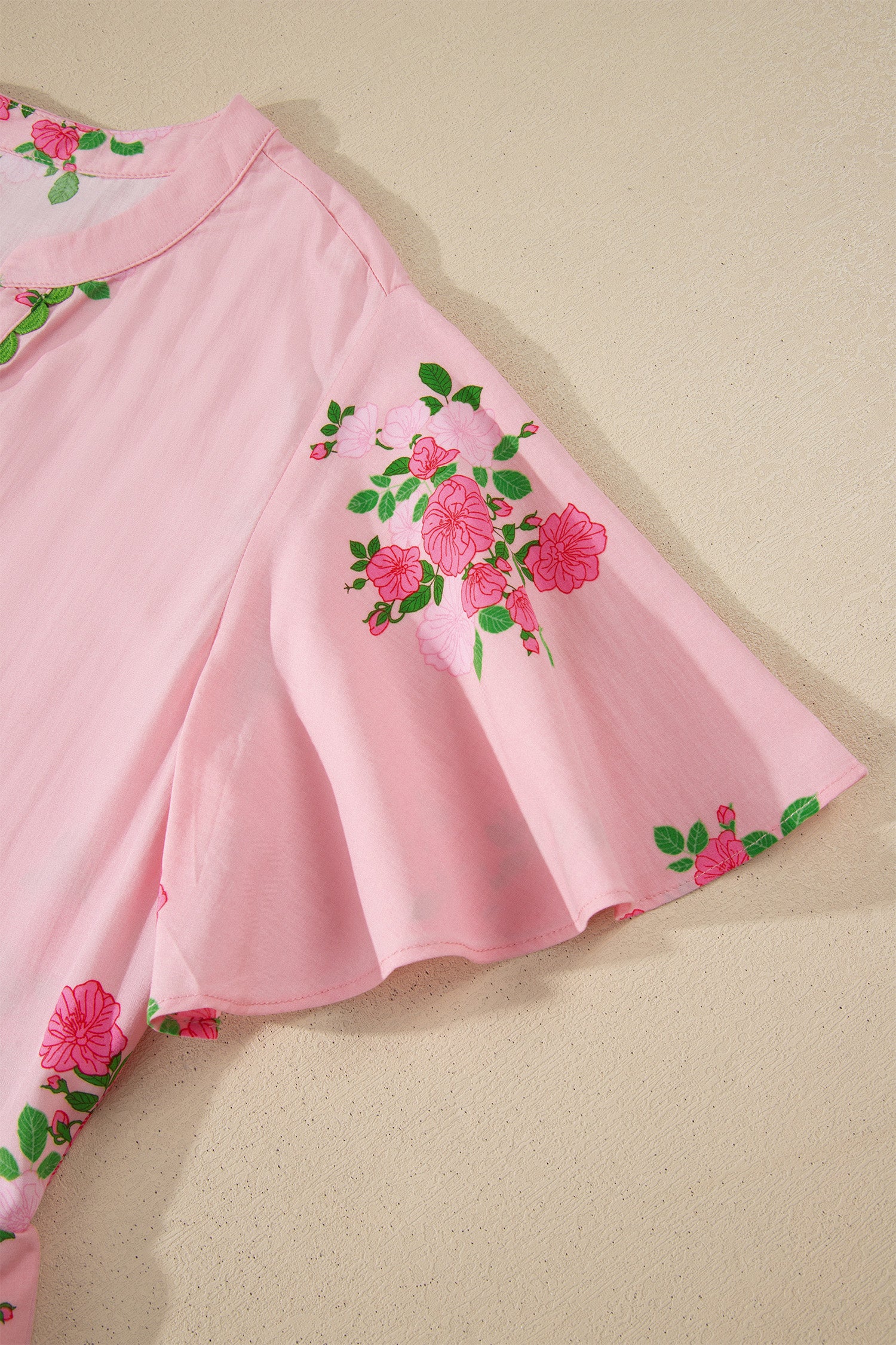 Robe longue à imprimé floral à manches courtes et col cranté bleu ciel