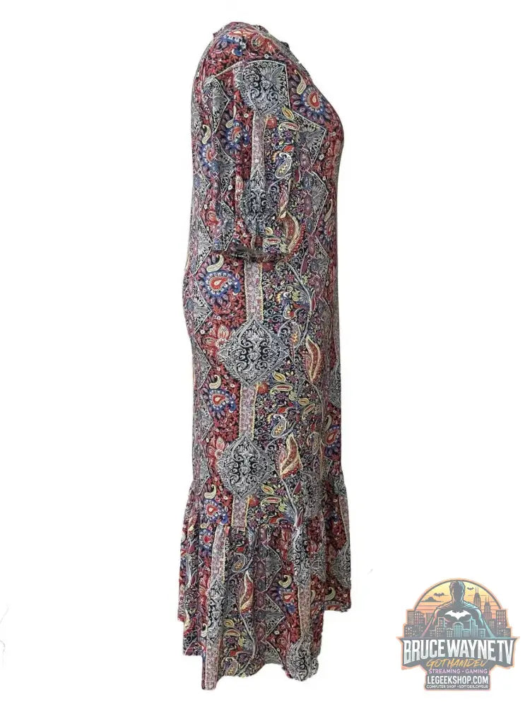 Robe Midi Plus Size en Imprimé Paisley Boho avec Volants vue de côté avec motifs colorés