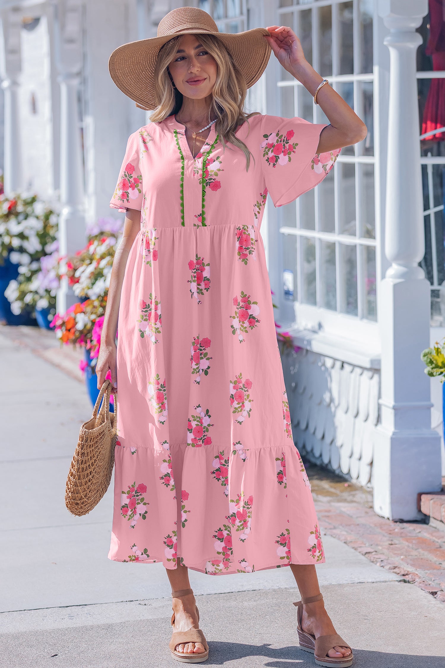 Robe longue à imprimé floral à manches courtes et col cranté bleu ciel