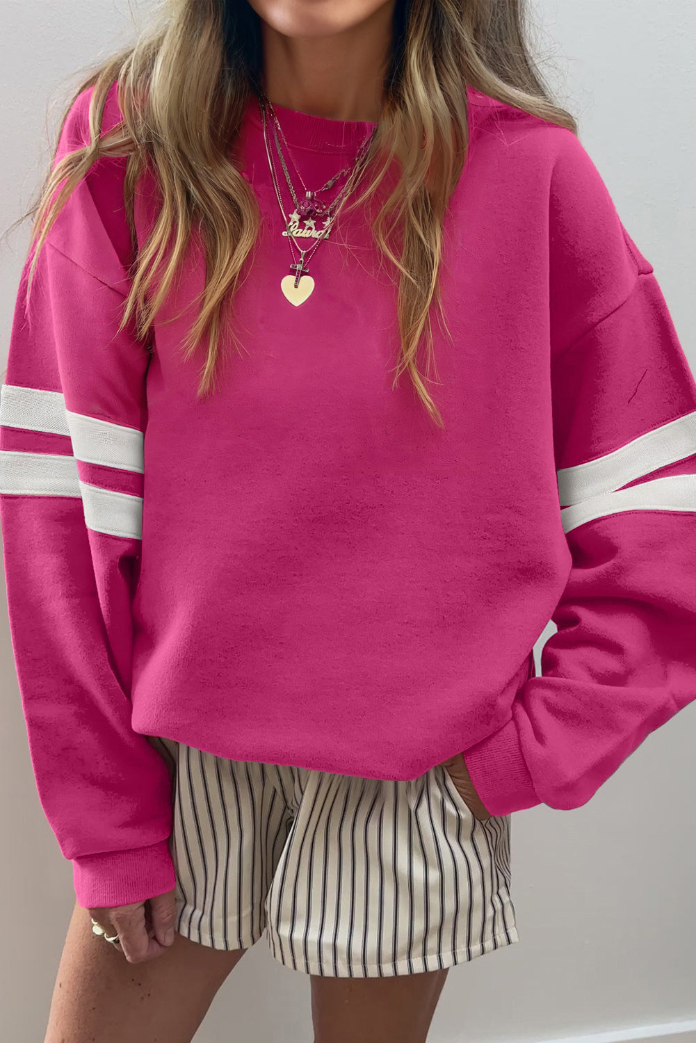 Sweat détails varsity, épaules tombantes, oversized — blanc