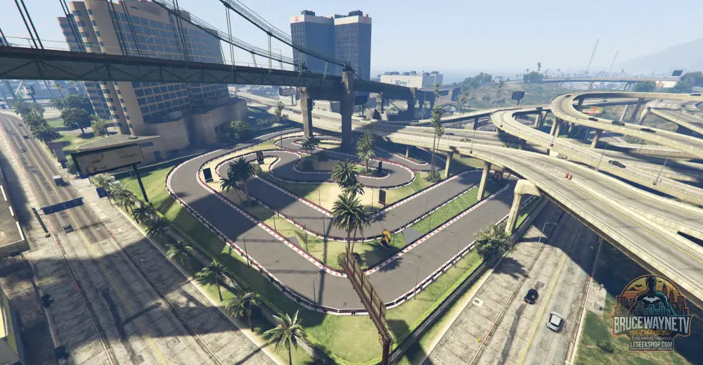 Benny's Luxury Racetrack MLO FiveM - Circuit… — FiveM MLO, vue 5, LeGeekShop