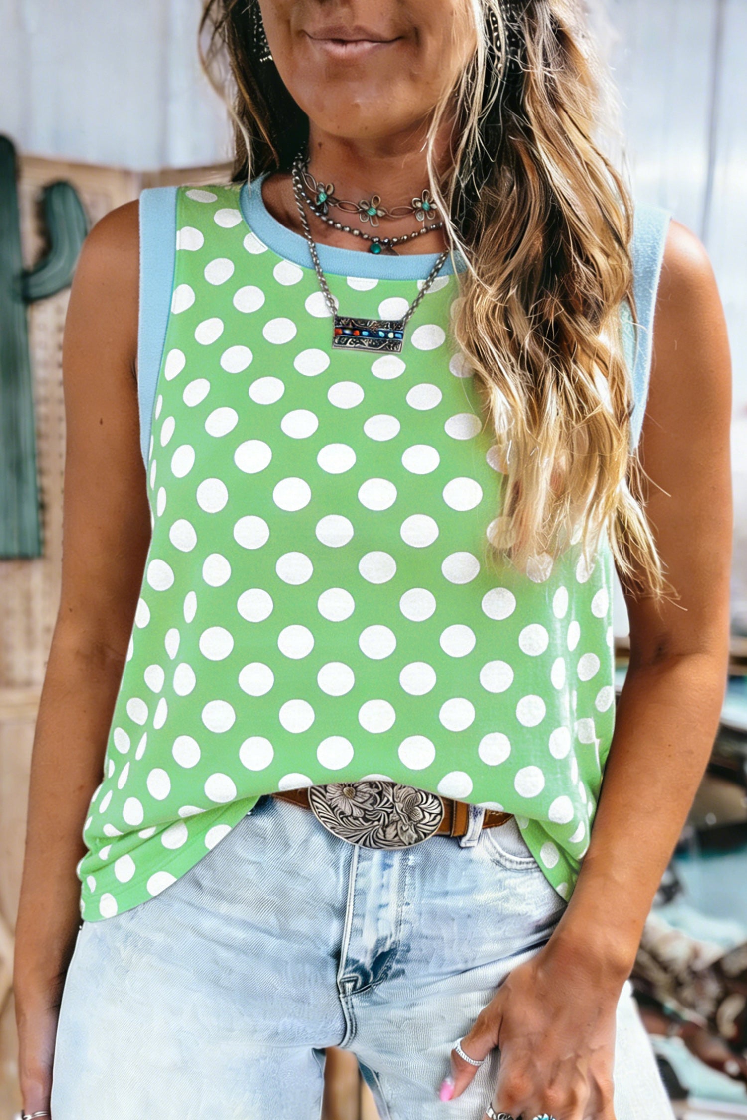 Green Polka Dot Contrast — Tops/Tank Tops, photo principale LeGeekShop
