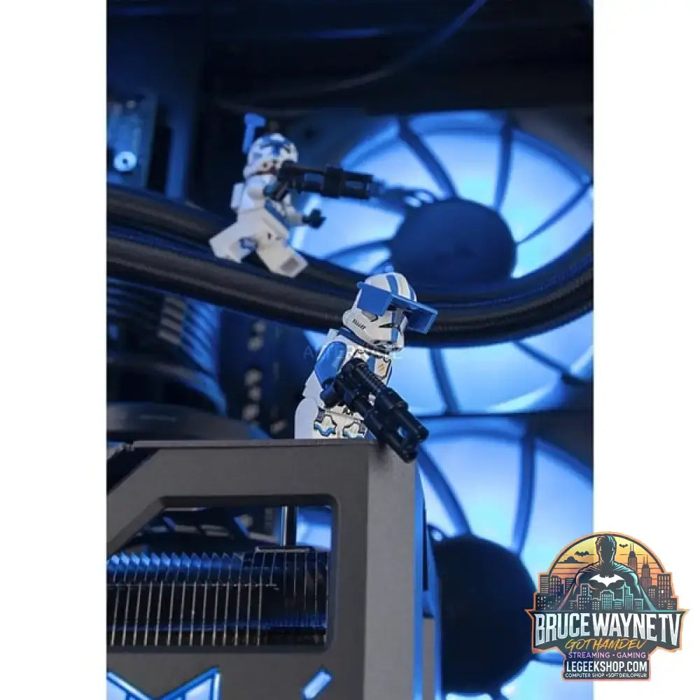 Custom PC Series • iCUE Blue Elements Gaming-PC — vue 5