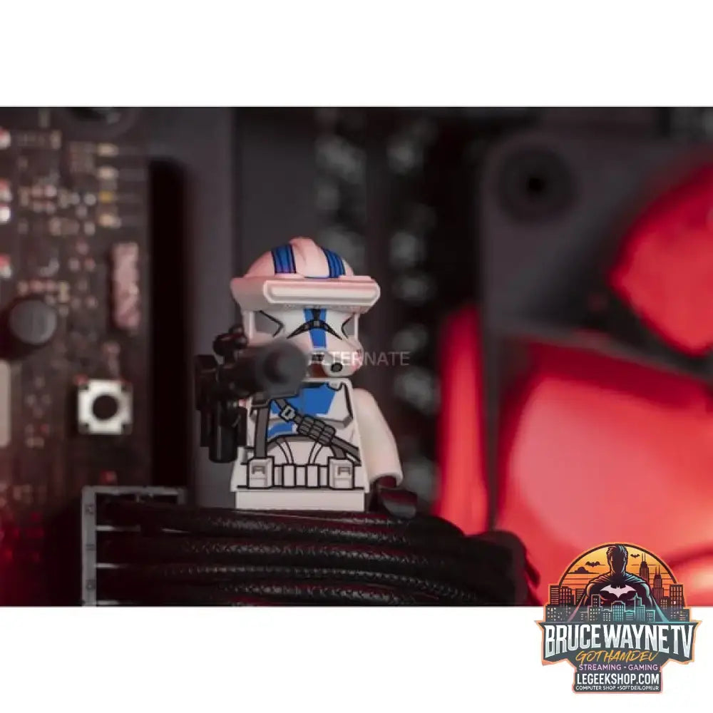 Custom PC Series • iCUE Red Elements Gaming-PC — vue 8