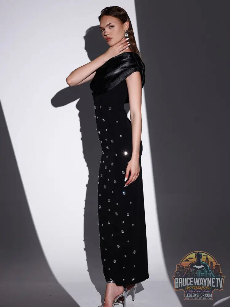 Robe Soirée Longue Noire Épaules Dénudées Diamants - Robe Soirée