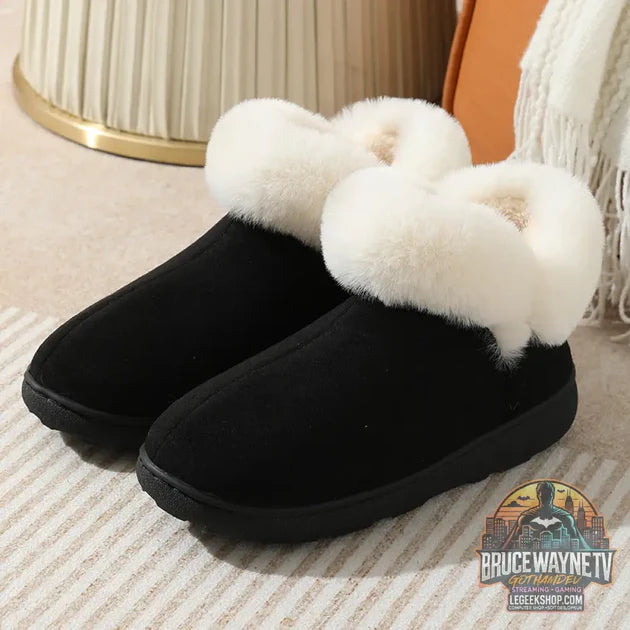 Chaussons Maison Hiver Plateforme Chauds Couple Velours vs Chaussons Maison Oreilles Lapin Pompons Peluche Coton : quel Chaussons Maison choisir ?