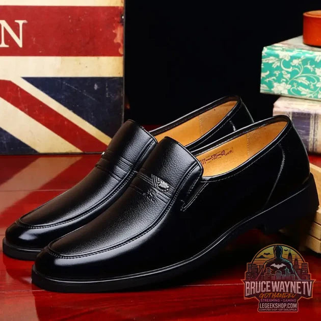 Chaussures Homme Cuir Souple Business Casual Respirantes vs Sneaker Homme Cuir PU Casual Sport Légère Toutes Saisons – Noir & Marron : quel Chaussures Homme choisir ?