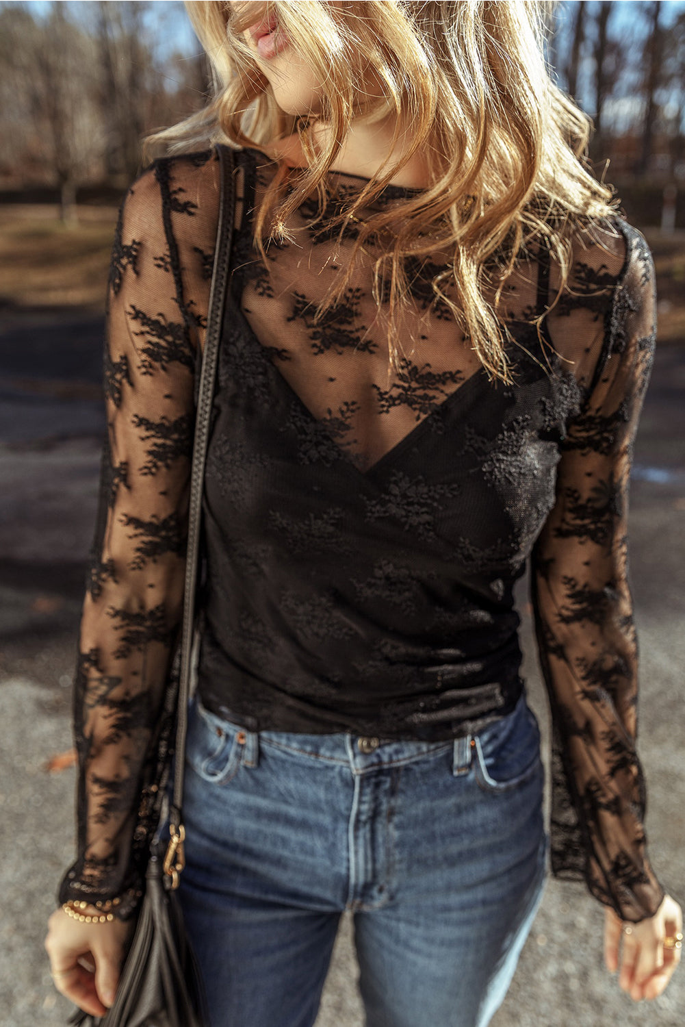 Black Lace Mesh Crochet — Tops/Blouses & Shirts, photo principale LeGeekShop