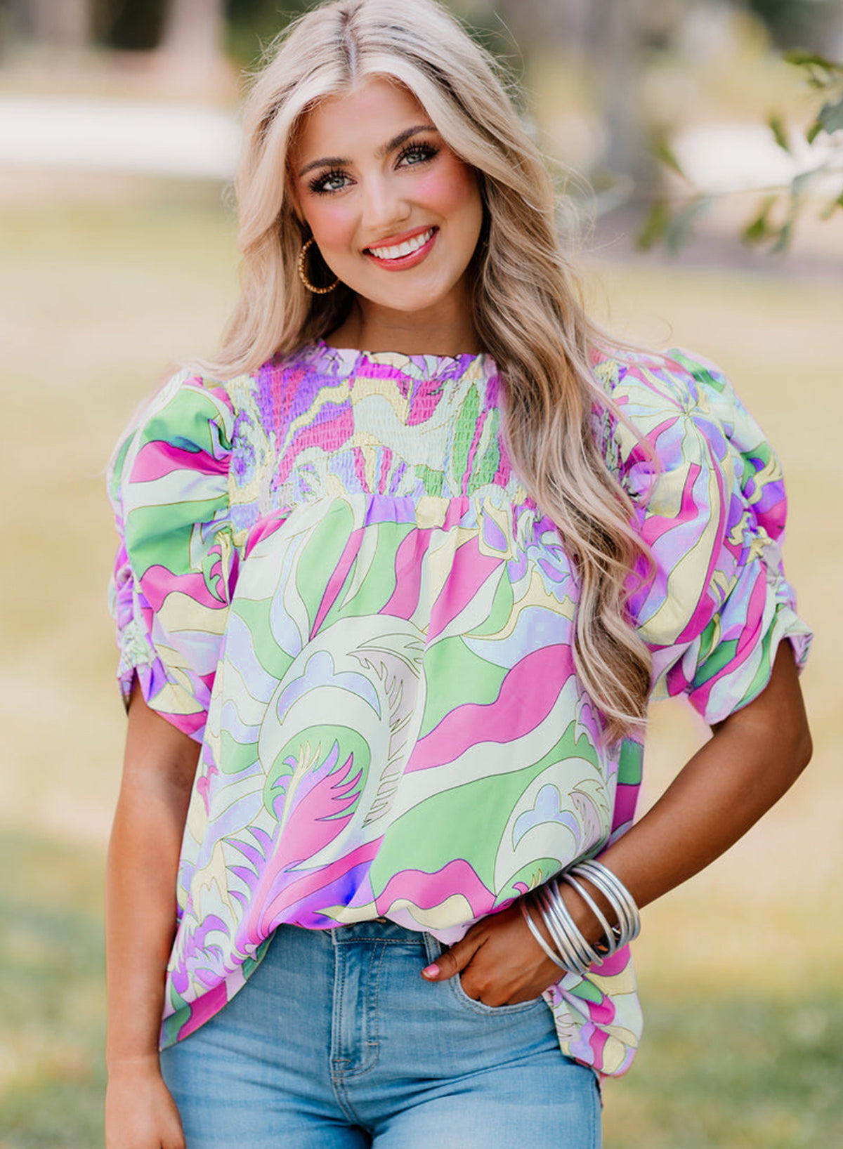 Blouse imprimé abstrait, manches ballon, détail smock — vert
