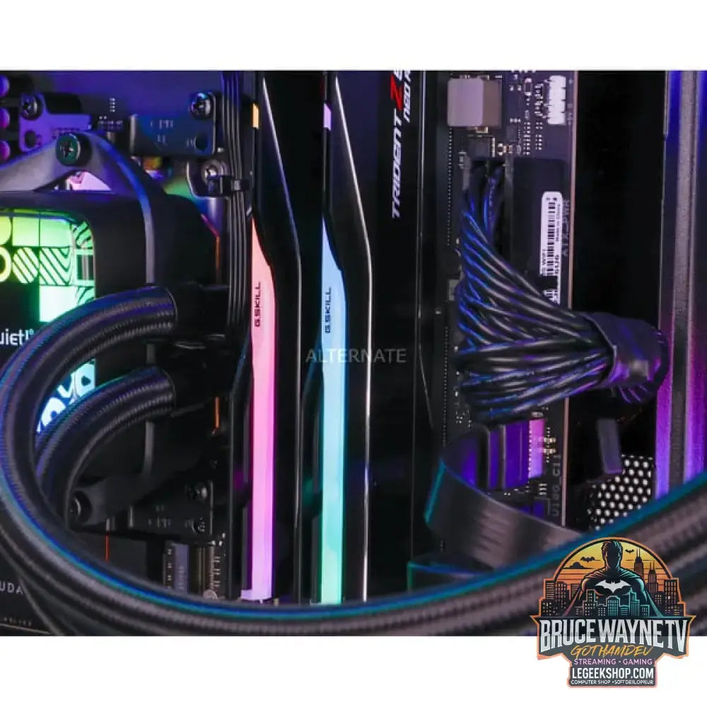 Custom PC Series • aTTaX E-Sport — vue 5