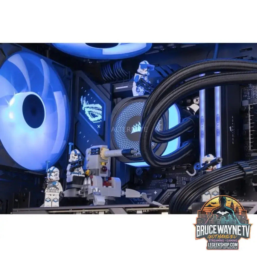 Custom PC Series • iCUE Blue Madness Gaming PC — vue 9