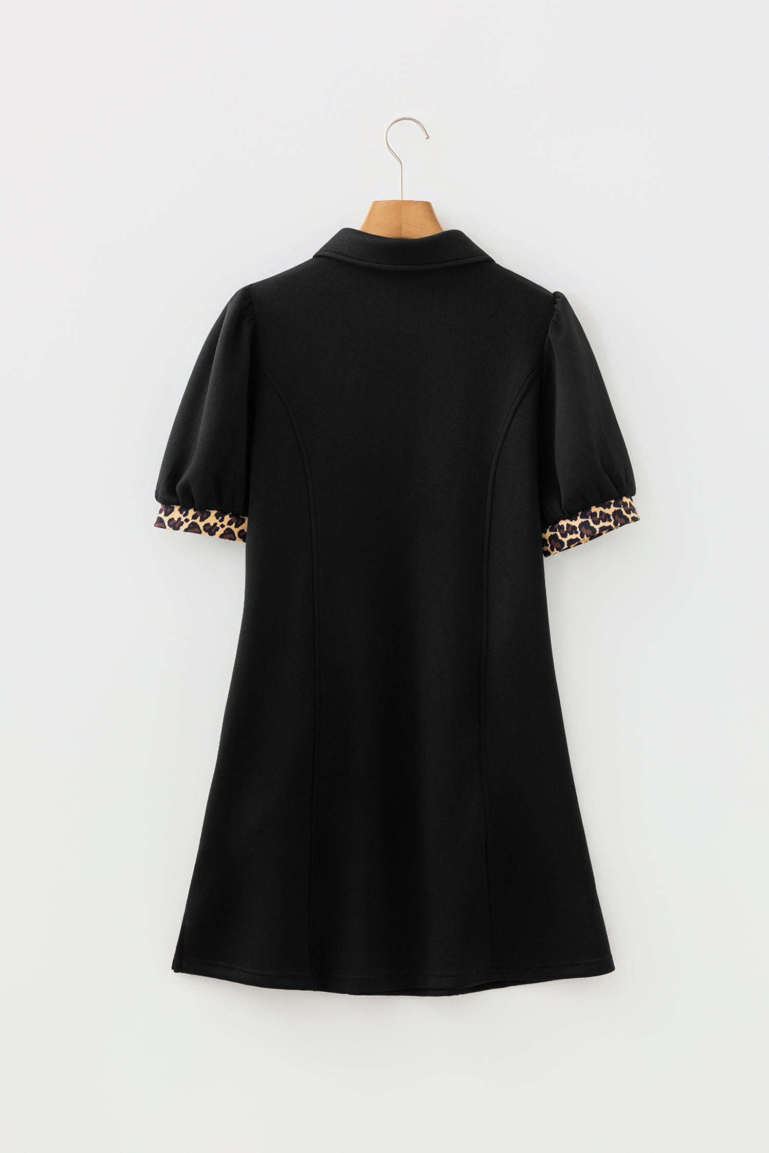 Mini robe léopard patchwork col zippé manches courtes bouffantes droite noir