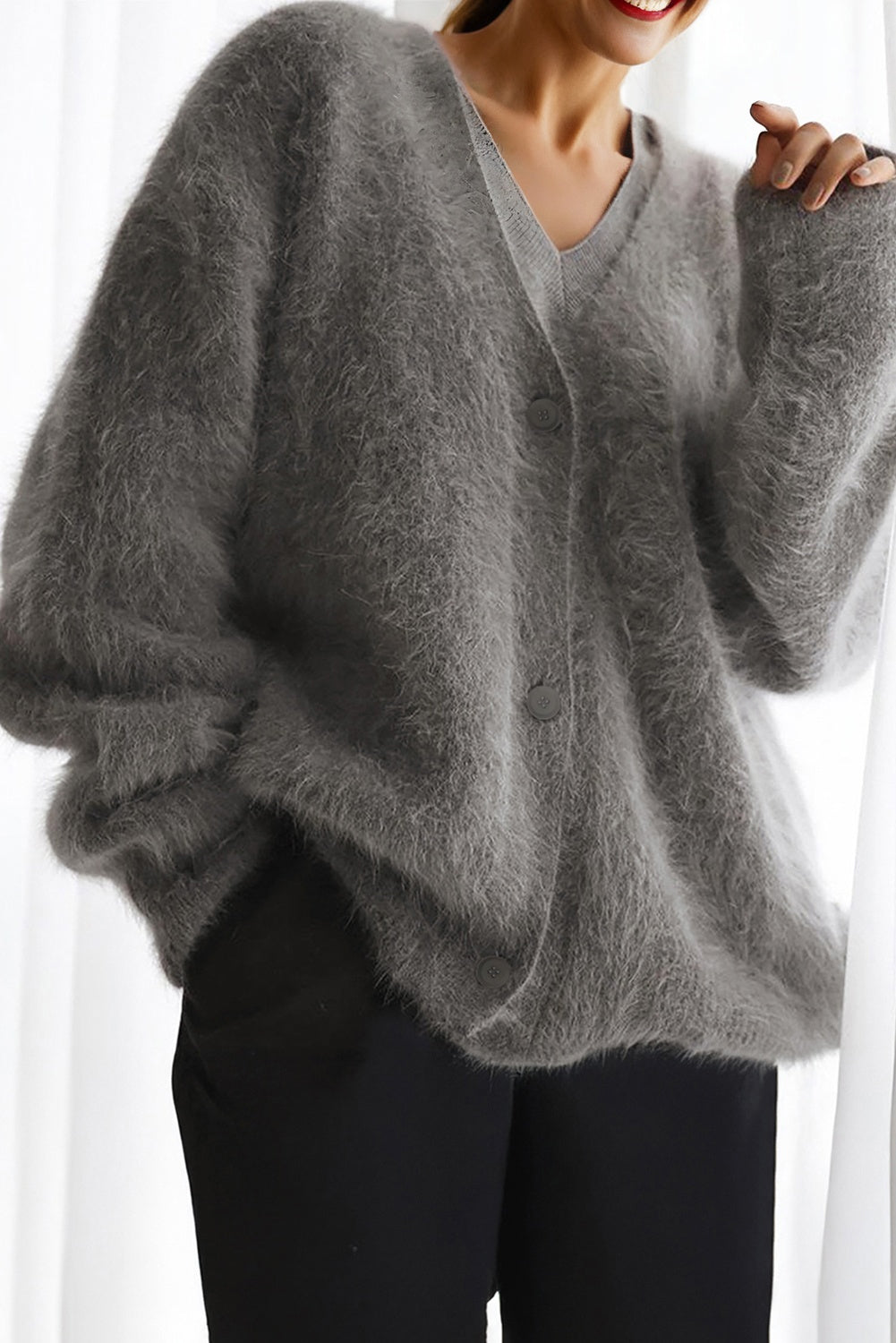 Cardigan femme en maille, boutonnée, col V — gris