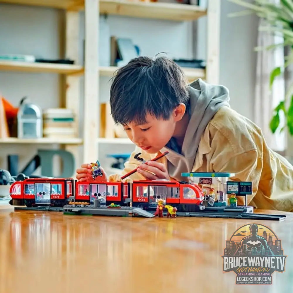 LEGO 60423 City Straßenbahn avec Haltestelle, jeu de construction - LEGO - vue 2