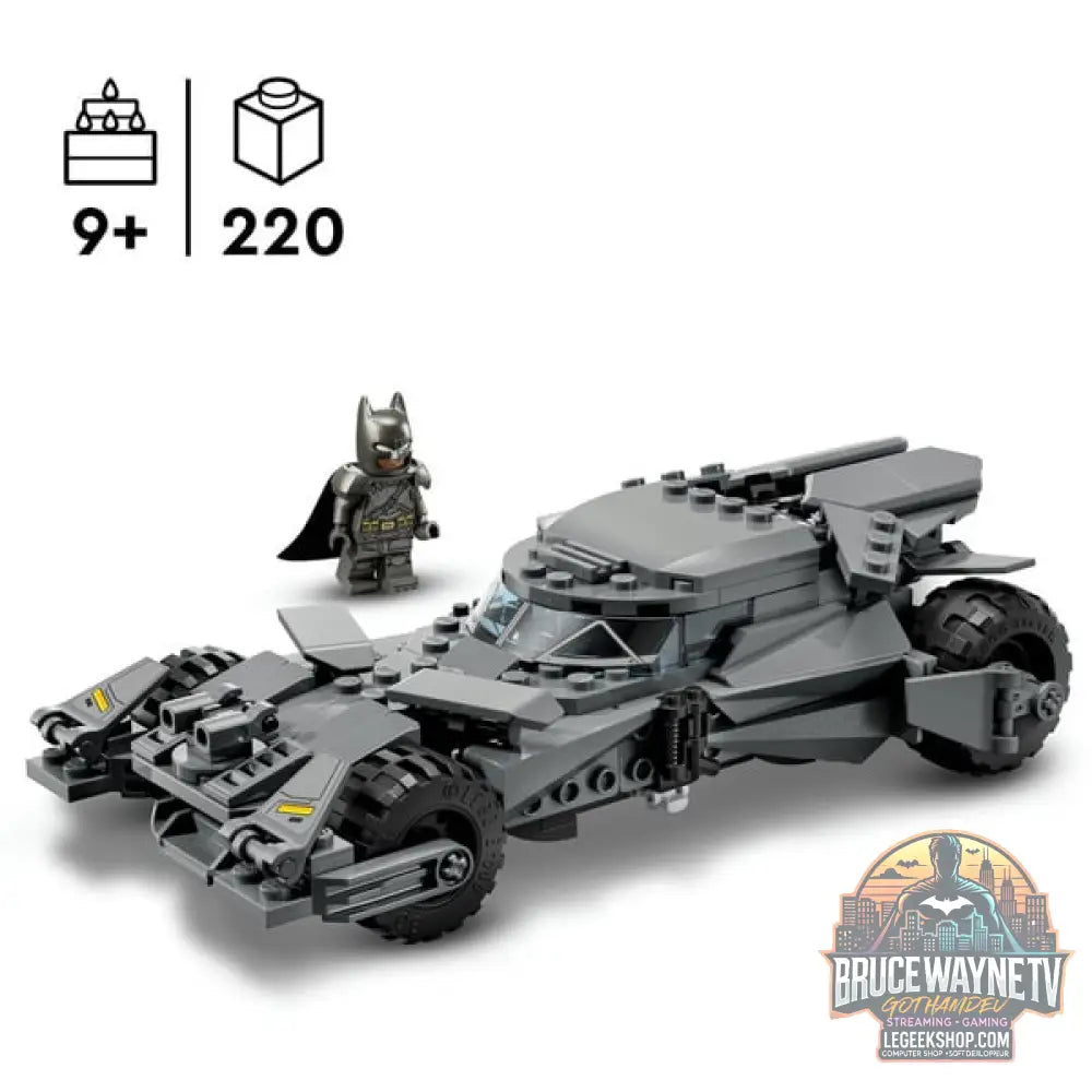LEGO 76331 DC Super Heroes Batman vs. Superman: Batmobil, jeu de construction - LEGO - vue 3