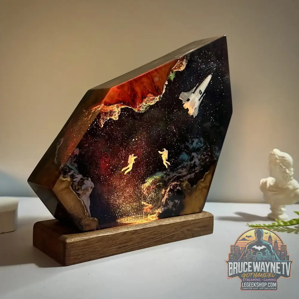 Sculpture Lumineuse en Résine Galaxie – Exploration des Étoiles pour Décoration de Bureau à Domicile – Œuvre d’Art