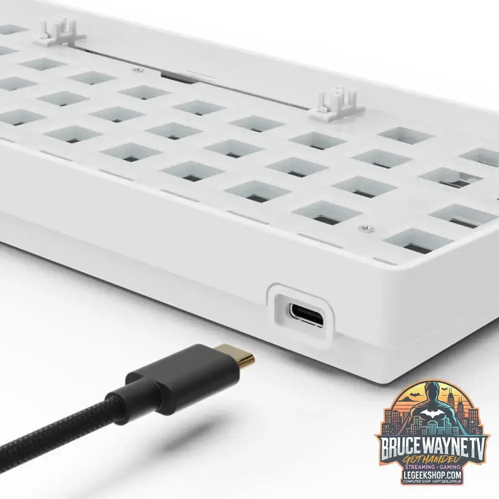 SKILLER SGK50 S4 Gen2 Barebone - Sharkoon - vue 4